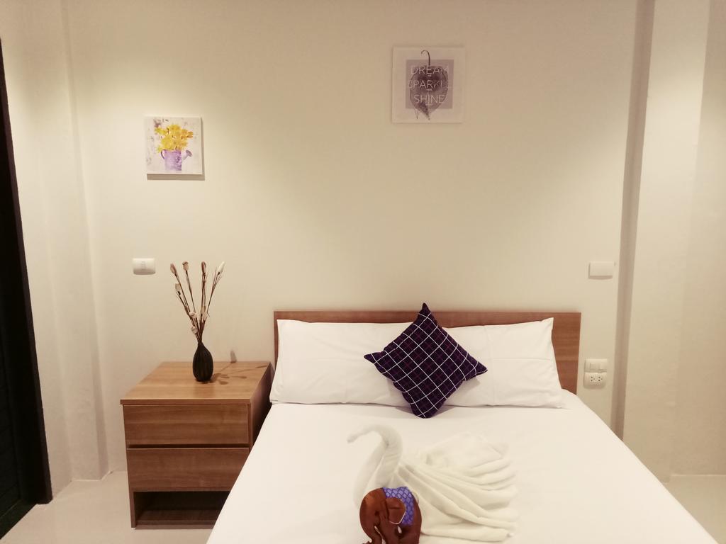 Baan Phunwanna Villa Kata Plajı Dış mekan fotoğraf